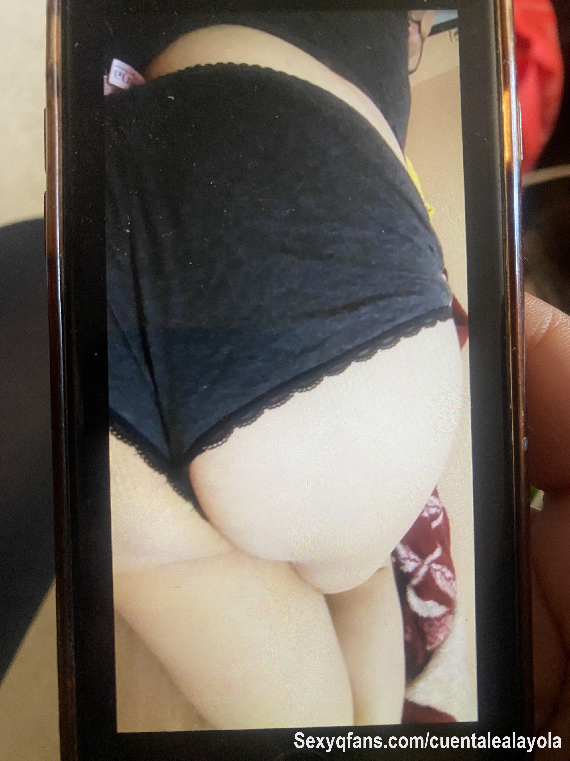 De cuando tú fan dice: aún conservo esa foto tuya.
Que bello halago